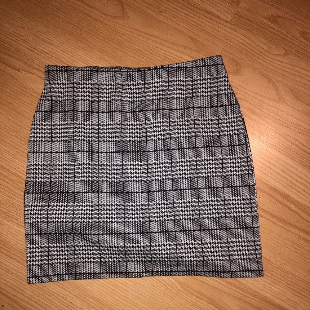 H&M Plaid Mini Skirt Purple and Black